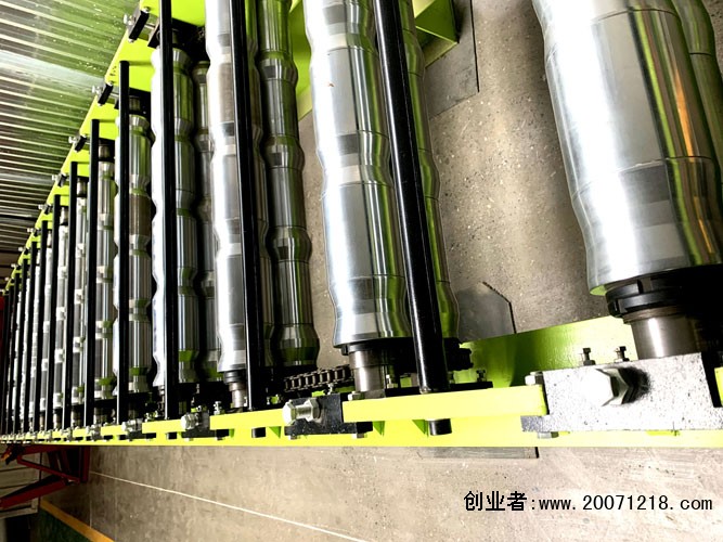 湖州彩钢压瓦机生产厂家☏13831776366中国泊头华泰压瓦机设备有限公司江苏省徐州市