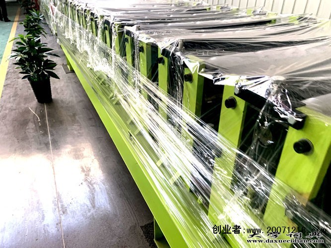 彩钢压瓦机价格表十大排名@中国河北泊头市浩洋高端压瓦机实体厂